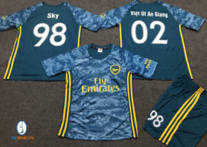 ÁO ARSENAL XANH BIỂN IN CHO KHÁCH