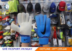 GĂNG TAY THỦ MÔN NIKE 2020 MÀU XANH BÍCH