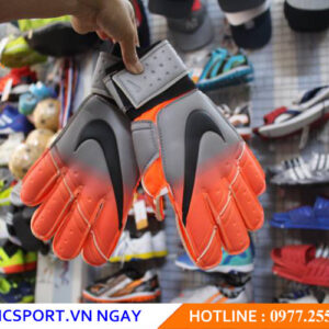 GĂNG TAY THỦ MÔN NIKE LOANG 2020 MÀU XÁM CAM