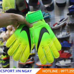 GĂNG TAY THỦ MÔN NIKE LOANG 2020 MÀU XANH LÁ