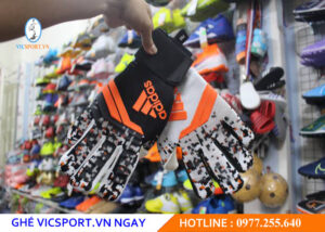 GĂNG TAY THỦ MÔN KHÔNG XƯƠNG ADIDAS PREDATOR HAI MÀU ĐEN TRẮNG