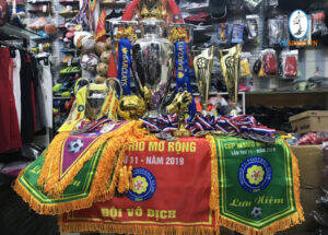 Hiện vật cho giải Nishio 11 năm 2019 tại Nhật Bản
