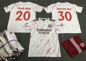 ÁO ARSENAL TRẮNG 2020 IN CHO KHÁCH