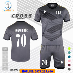 LỚP A18 TRONG MÀU ÁO CROSS XÁM