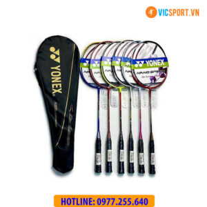 Vợt cầu lông Yonex đan sẵn (cây)