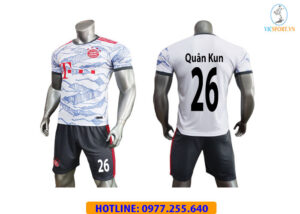 ÁO BAYERN TRẮNG IN CHO KHÁCH
