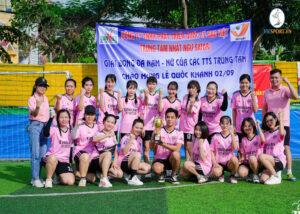ÁO ARSENAL HỒNG 22-23 IN CHO KHÁCH
