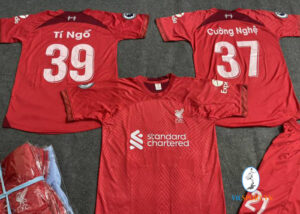 ÁO LIVERPOOL HỒNG 22-23 IN CHO KHÁCH