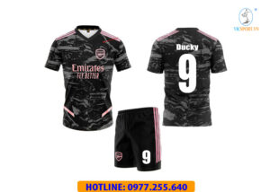 ÁO ARSENAL ĐEN HỒNG IN CHO KHÁCH