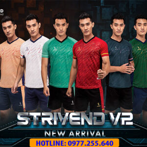 Áo đá banh không logo Strivend V2
