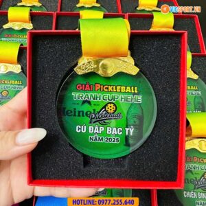 Huy chương pha lê đẳng cấp