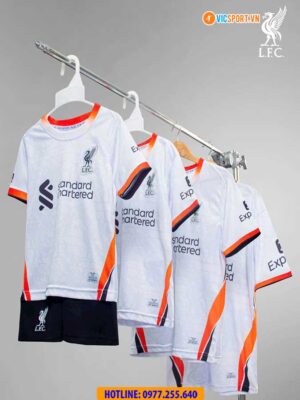 Quần áo bóng đá trẻ em thiết kế Clb Liverpool
