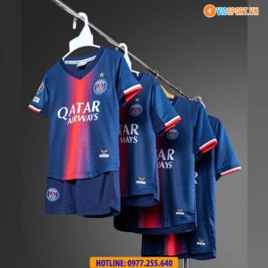 Áo đá banh trẻ em thiết kế Clb PSG mùa giải 2025-2026