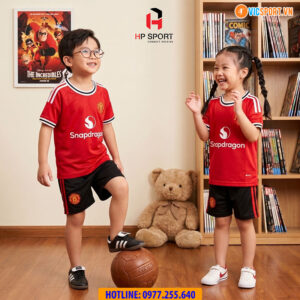 Quần áo đá banh trẻ em Clb MU mùa giải 2026-2027